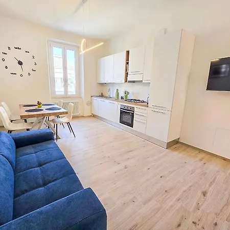 Casa Mimi A Due Passi Dal Mare E Dal Centro Apartman *
