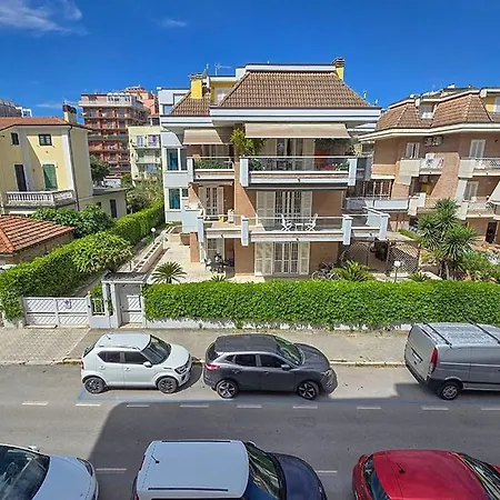 Casa Mimi A Due Passi Dal Mare E Dal Centro